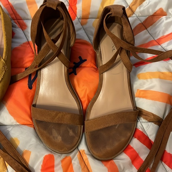 Shoe Bundle - Picture 2 of 13